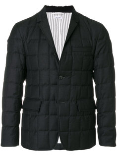 пуховик в стиле блейзера Thom Browne