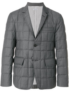 пуховик в стиле блейзера Thom Browne