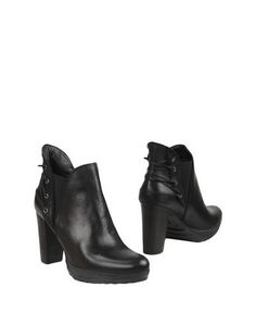 Полусапоги и высокие ботинки Pierre DarrÉ