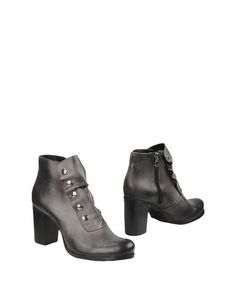 Полусапоги и высокие ботинки Pierre DarrÉ