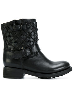 Trone boots Ash