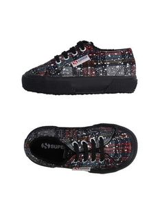 Низкие кеды и кроссовки Superga