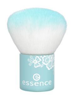 Кисть для лица essence