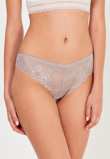 Трусы Triumph Tempting Lace Brazilian String