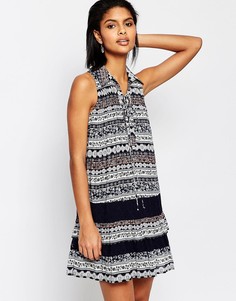 Платье с заниженной талией и кружевным принтом Moon River - Темно-синий