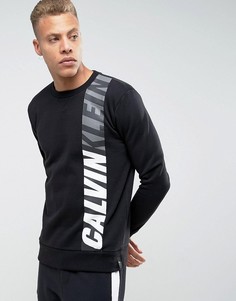 Черный свитшот с круглым вырезом и логотипом Calvin Klein Jeans - Черный