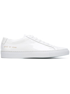 классические кроссовки на шнуровке Common Projects