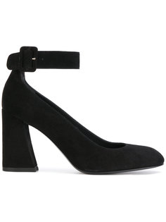 Clarisa pumps Stuart Weitzman