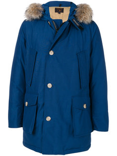 пуховое пальто в капюшоном Woolrich