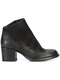 vintage ankle boots Chuckies New York
