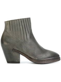 curved ankle boots Del Carlo