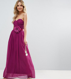 Шифоновое платье-бандо макси с цветком ASOS PETITE WEDDING - Розовый