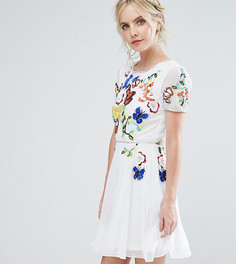 Короткое приталенное премиум-платье для выпускного с отделкой на лифе Frock And Frill Petite - Белый
