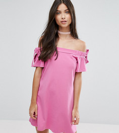 Платье с открытыми плечами и бантиками на рукавах ASOS PETITE - Розовый
