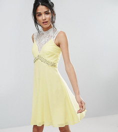 Короткое приталенное платье с вырезом сердечком и отделкой на талии Elise Ryan - Желтый
