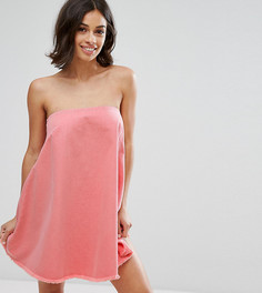 Розовое джинсовое платье без бретелек ASOS PETITE - Розовый