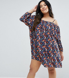 Платье с открытыми плечами и цветочным принтом Boohoo Plus - Мульти