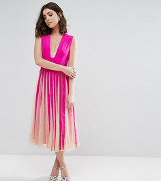 Приталенное платье миди со свободной юбкой ASOS PETITE - Розовый