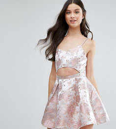 Платье мини с принтом в стиле барокко и вырезами Missguided Petite - Розовый