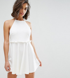 Приталенное платье с оборкой на поясе Missguided Petite - Белый
