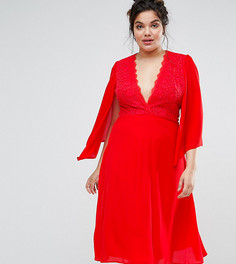 Платье миди с кружевом и кейпом John Zack Plus - Красный