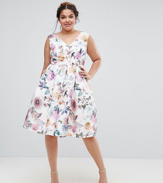 Платье миди с принтом роз и V-образным вырезом Chi Chi London Plus - Мульти