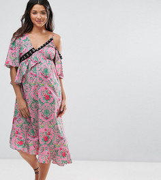 Атласное платье макси с цветочным принтом и люверсами ASOS Maternity - Мульти