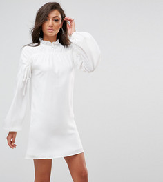 Свободное платье с длинными рукавами и сборками Fashion Union Tall - Белый