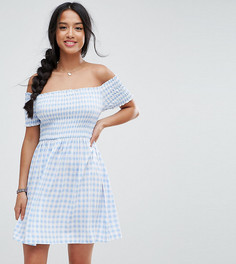 Сарафан в клетку с открытыми плечами и сборками ASOS PETITE - Мульти