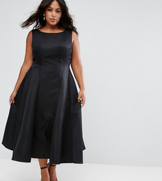Приталенное платье миди с расклешенной юбкой Chi Chi London Plus - Черный