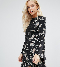 Короткое приталенное платье с цветочным принтом Glamorous Petite - Черный