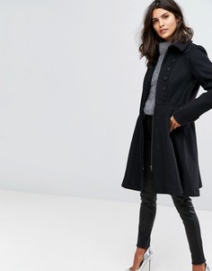 Приталенное расклешенное пальто на пуговицах Y.A.S - Черный