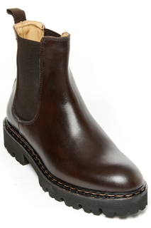 челси British passport