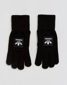 Черные перчатки с контрастным названием бренда adidas - Черный