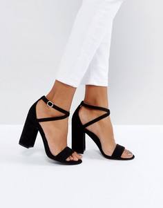 Босоножки из полиуретана на блочном каблуке New Look - Черный