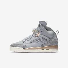 Баскетбольные кроссовки для девочек Jordan Spizike Nike