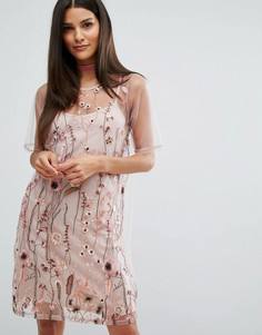 Сетчатое платье-футболка с вышивкой River Island - Розовый
