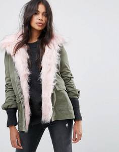 Куртка в стиле милитари с отделкой искусственным мехом River Island - Зеленый