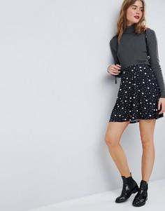 Короткая расклешенная юбка с принтом звезд и карманами ASOS - Черный