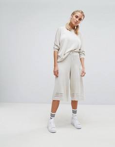 Трикотажные кюлоты с тремя прозрачными полосками adidas Originals - Кремовый