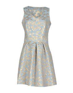 Короткое платье DoisÈ