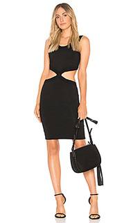 Мини платье syrup - Indah