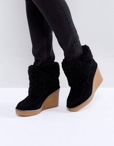 Ботинки на танкетке UGG - Черный