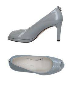 Туфли Stuart Weitzman