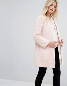 Розовое пальто из искусственного меха MAX&Co Darsena - Розовый