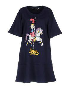 Короткое платье Love Moschino