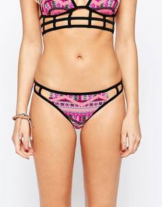 Плавки бикини с ацтекским принтом и решеткой из лямок New Look - Красный