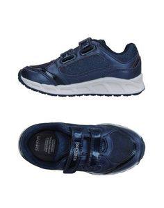 Низкие кеды и кроссовки Geox