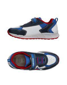 Низкие кеды и кроссовки Geox