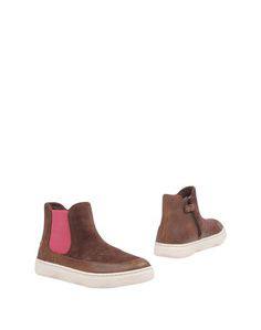 Полусапоги и высокие ботинки Camper